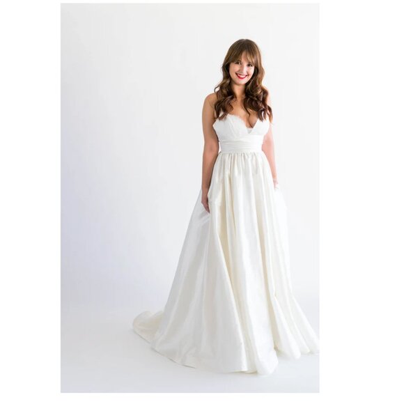 Astrid & Mercedes Lovely - Picture 3 of 6